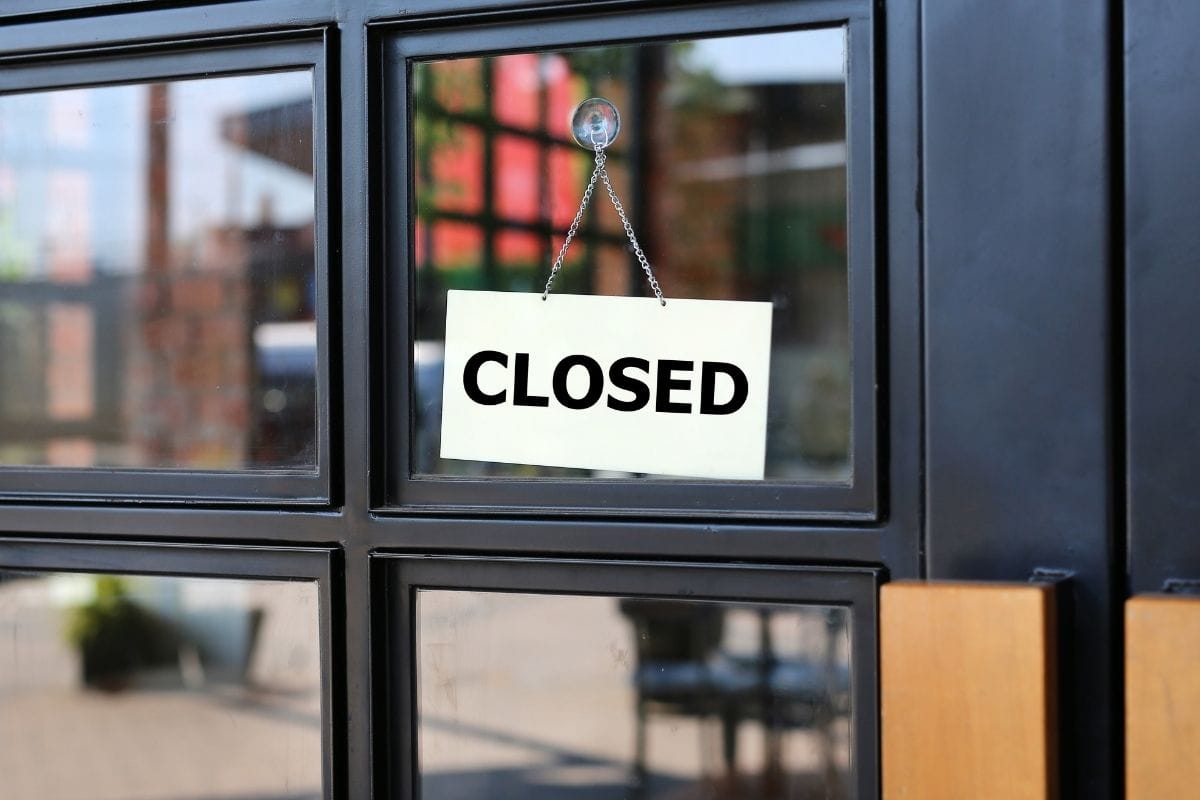 Closed sign Closed sign
