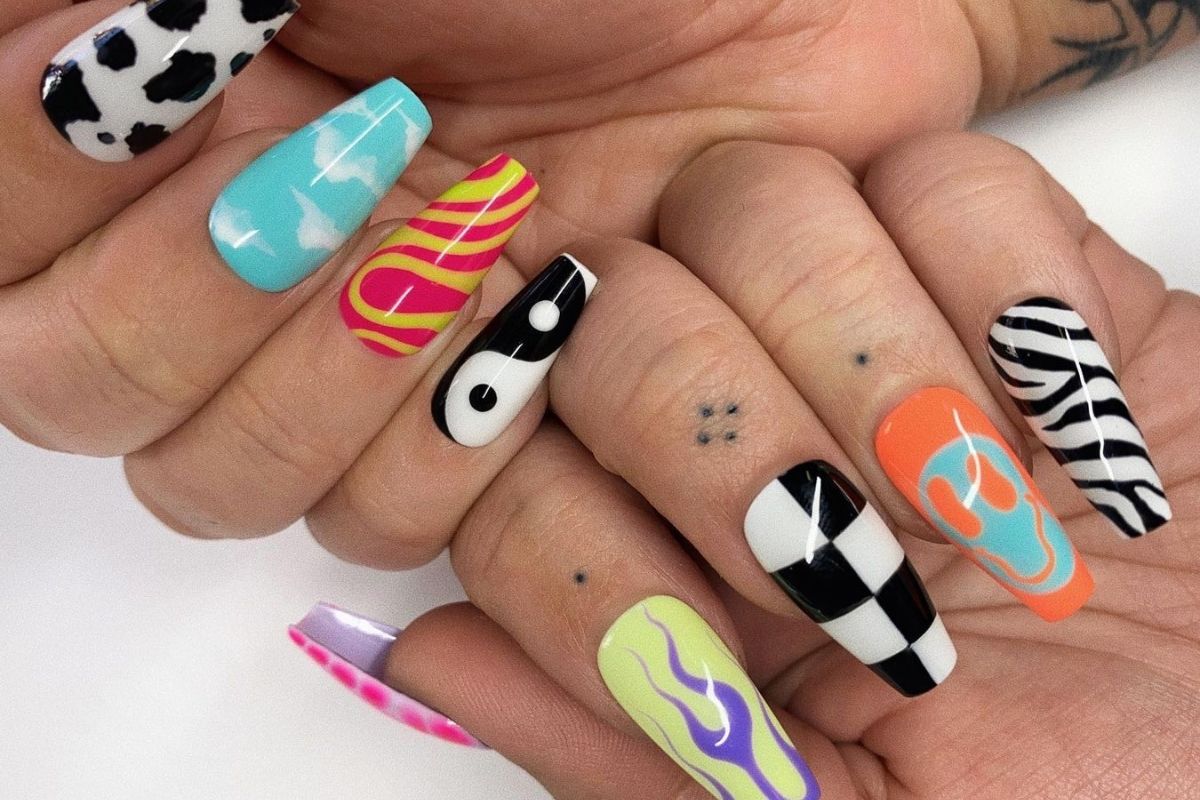 The mismatched mani: searches for 'indie nails' rise by 210% - Scratch Magazine